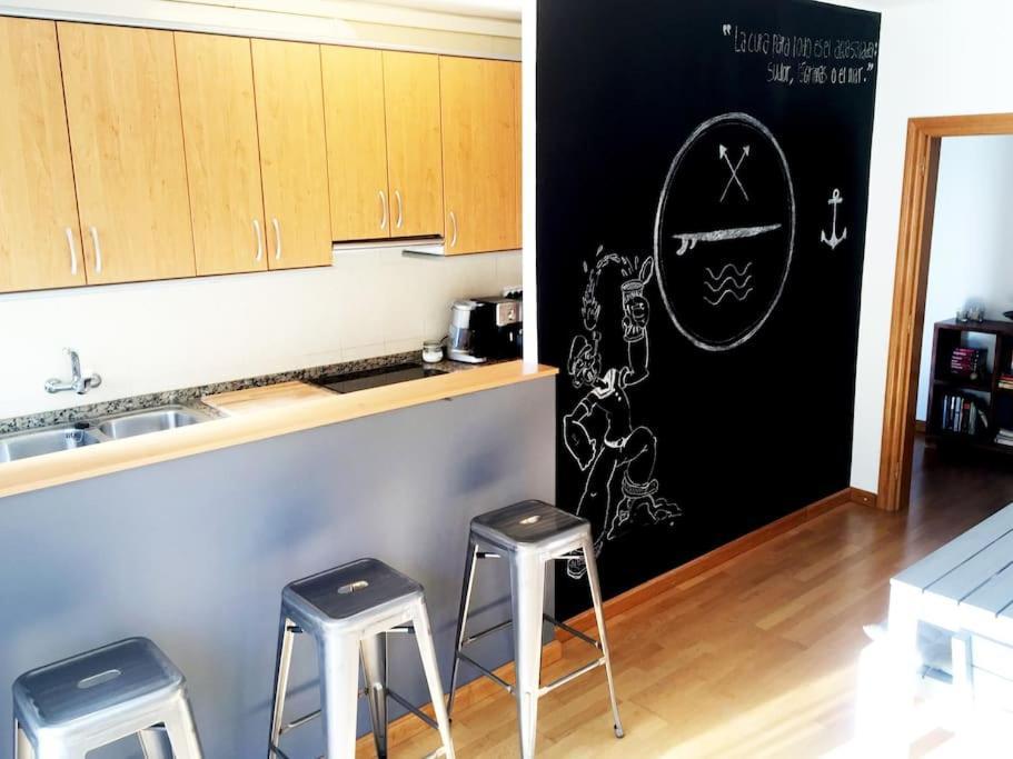 Moderno Apartamento En El Centro บิลาโนวา อิลา เจลตรู ภายนอก รูปภาพ